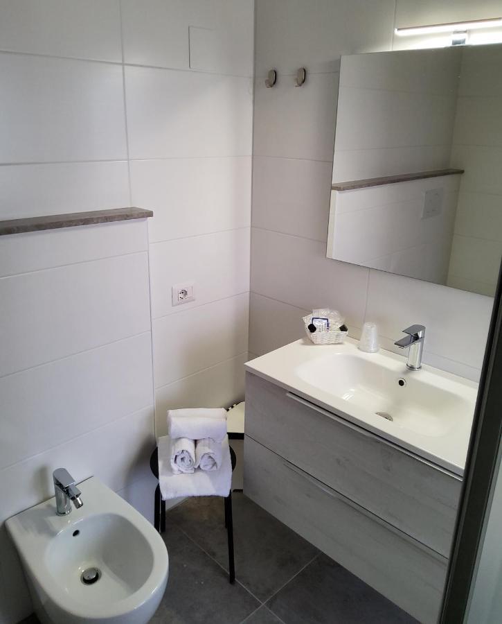 פולוניקה Hotel Letizia מראה חיצוני תמונה