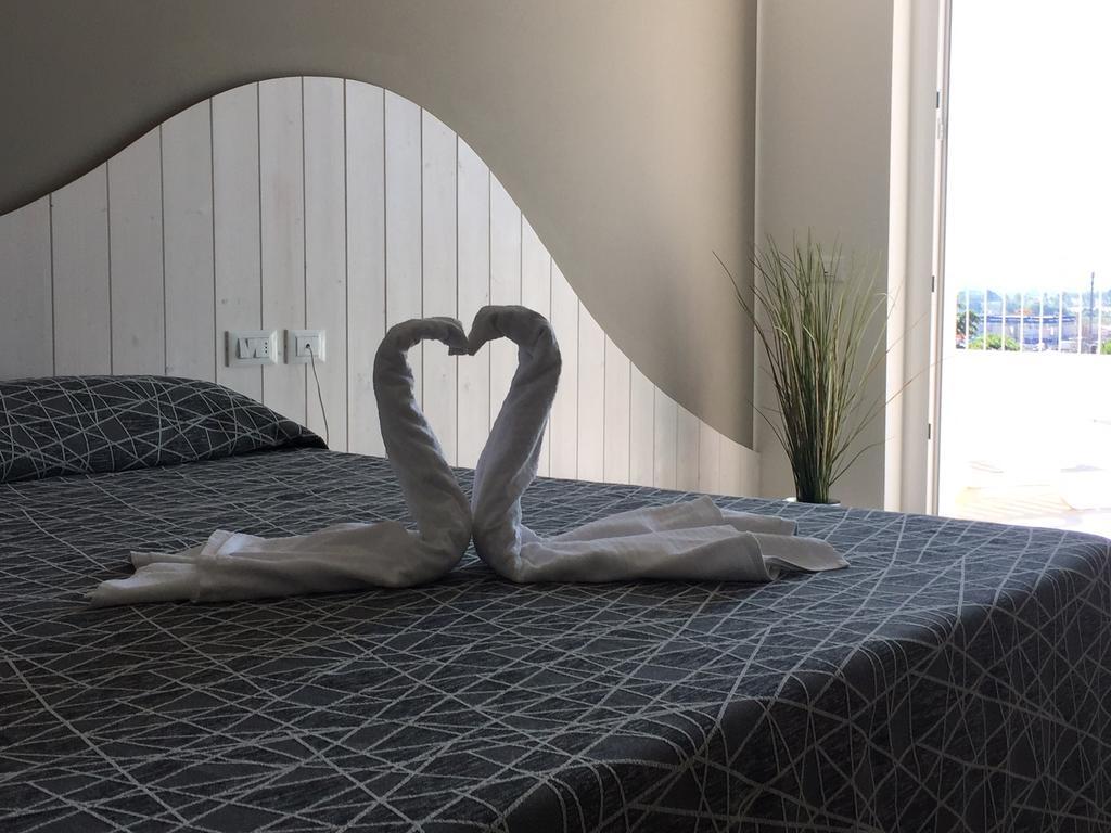 פולוניקה Hotel Letizia מראה חיצוני תמונה